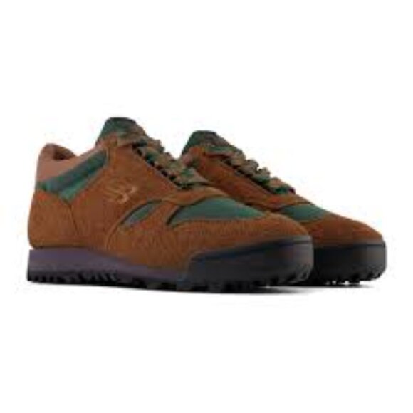 New Balance Rainier Low 'Beef & Broccoli' Hiking Shoes - Picture 1 of 8